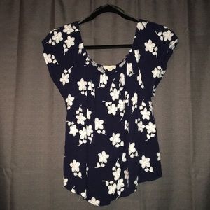 NWOT never worn embroidered crop top